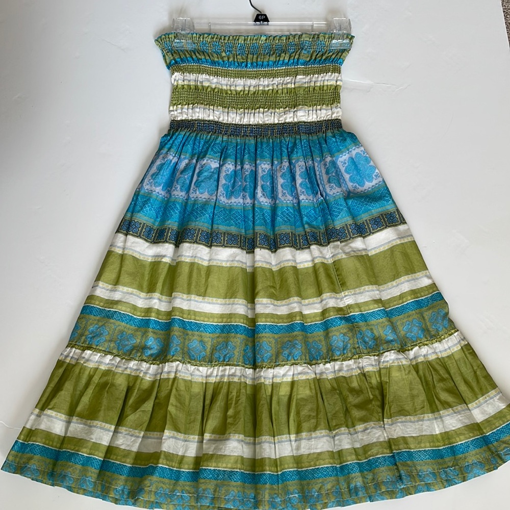 Strapless dress
